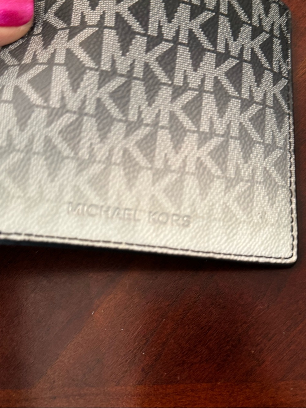 Michael Kors Men's Black and Gray Ombre MK Signature Bi-Fold Wallet, NWT - Picture 5 of 6